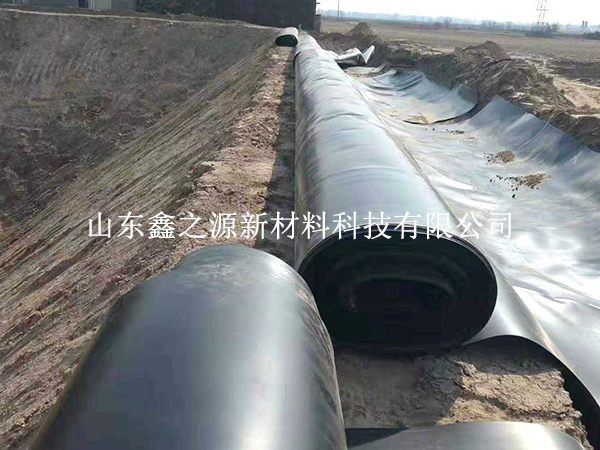養(yǎng)殖防滲膜適應(yīng)環(huán)境能力強，可鋪設(shè)多種環(huán)境下